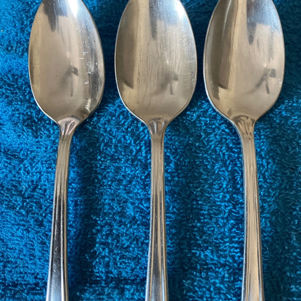 Gailstyn (Silverplate) by GAILSTYN SET OF 7  6 1/8” SPOONS SOLD AS IS USED